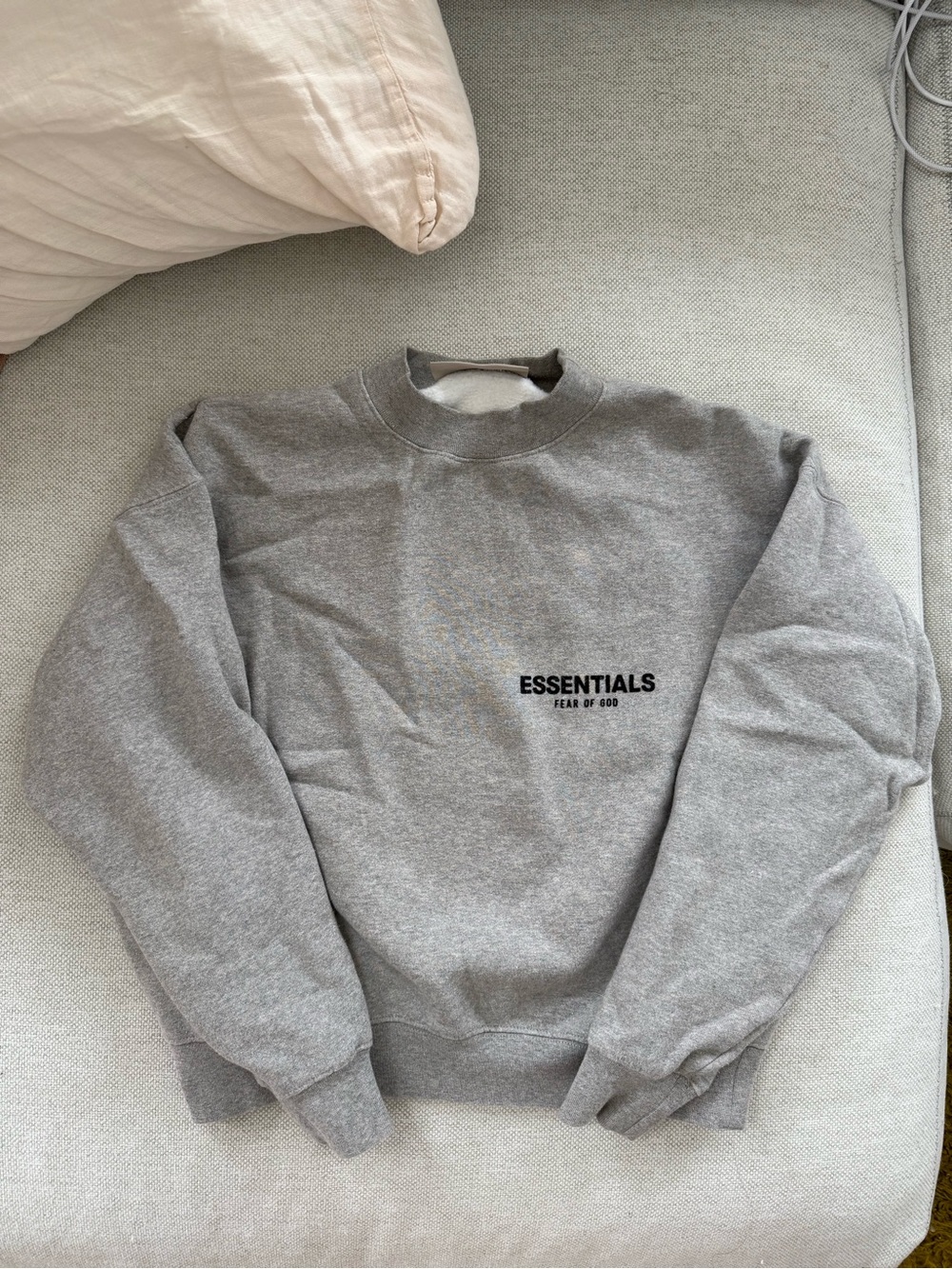 ESSENTIALS Fear of God Gray Crewneck Sweatshirt